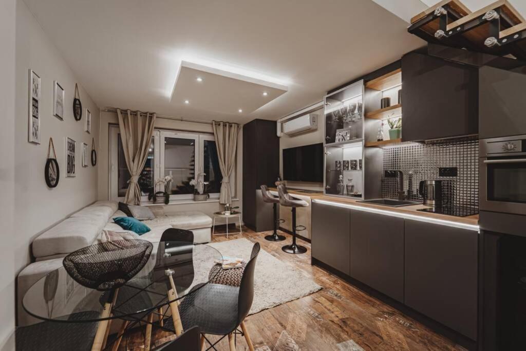 Sunset Apartment Πομόριε Εξωτερικό φωτογραφία